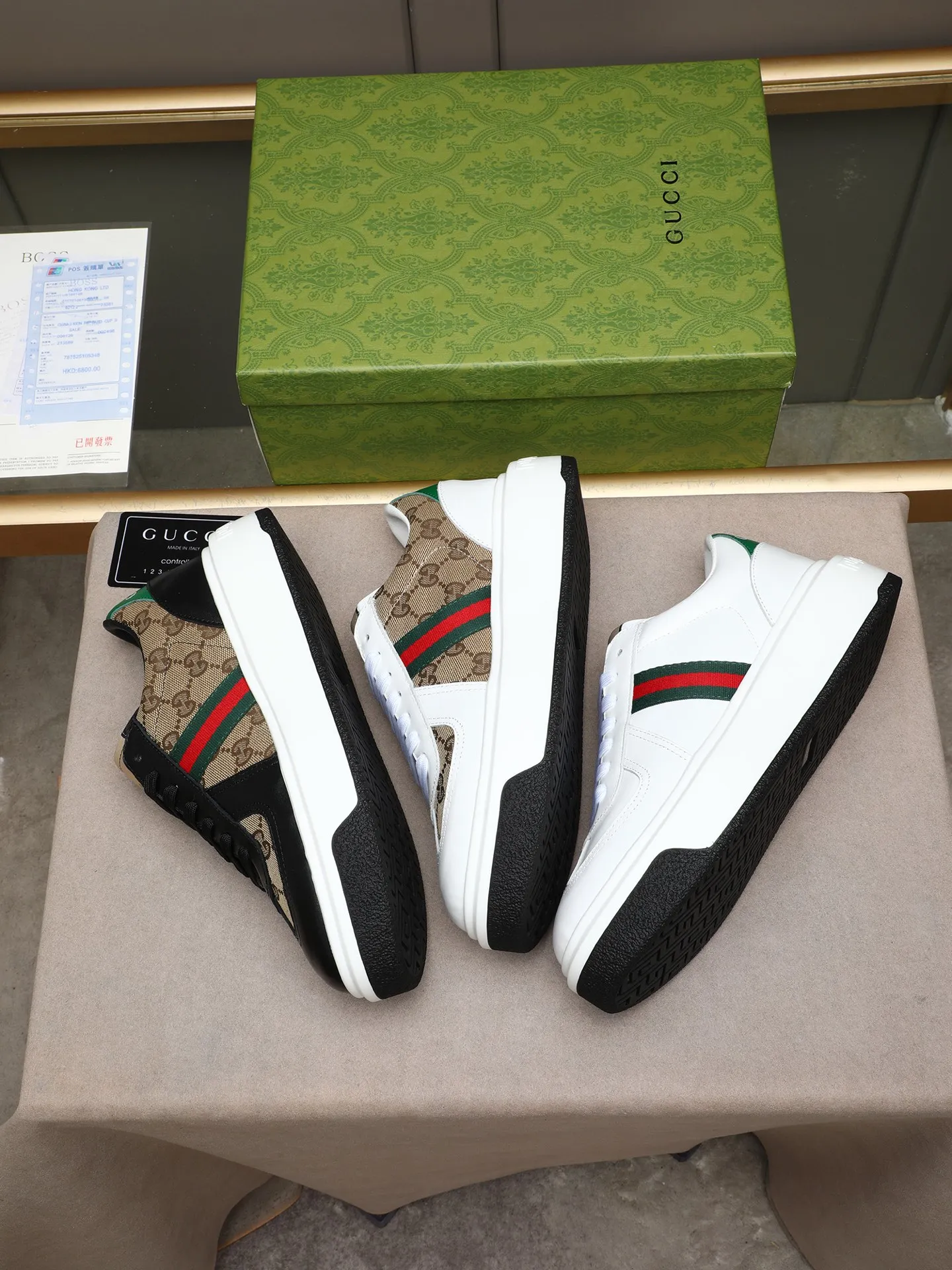 Men's shoes 💰480 New men's shoes GUCCI Fashion trend Made of first-layer calfskin ➕ washed sheep lining! The foot feels super comfortable and the workmanship is impeccable. Foam ultra-light outsole, size: 38-44 (45 customized) 4 colors to choose from!